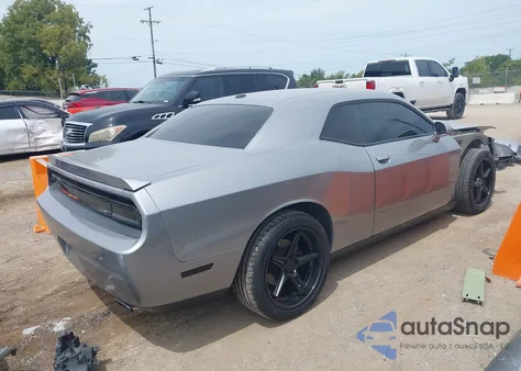 2013 Dodge Challenger R/T z USA, uszkodzony, nr VIN 2C3CDYBT7DH611270